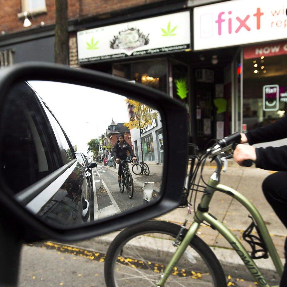 Ontario passes divisive bill to remove, block certain bike lanes